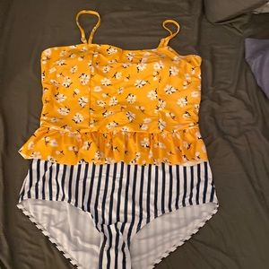 Brand New 2 piece bathing suit XL